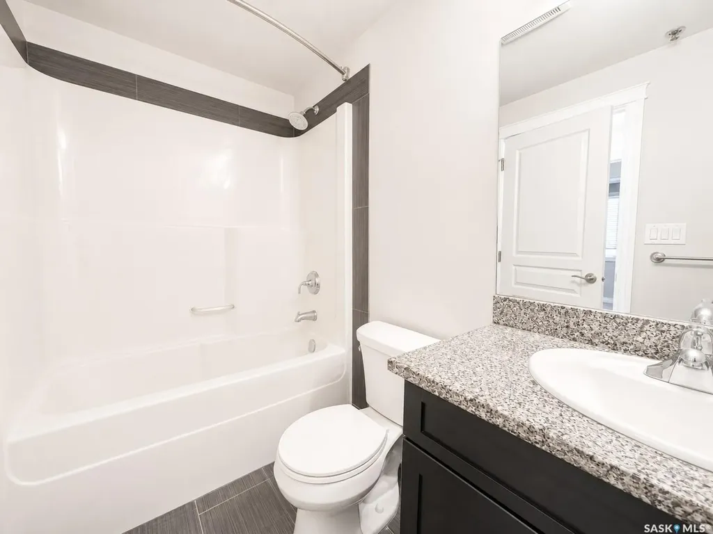 412 Willowgrove Square Saskatoon SK S7W 0E5