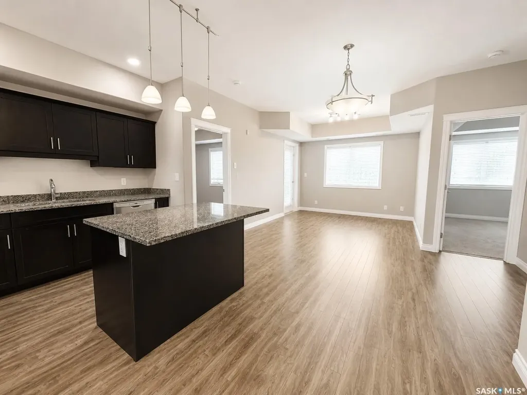 412 Willowgrove Square Saskatoon SK S7W 0E5