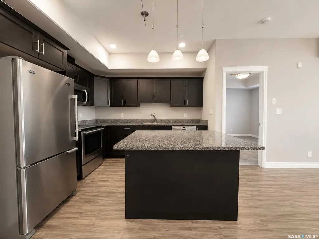 412 Willowgrove Square Saskatoon SK S7W 0E5