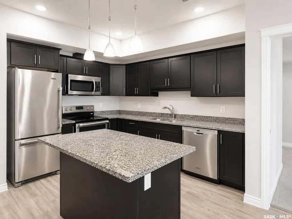 412 Willowgrove Square Saskatoon SK S7W 0E5
