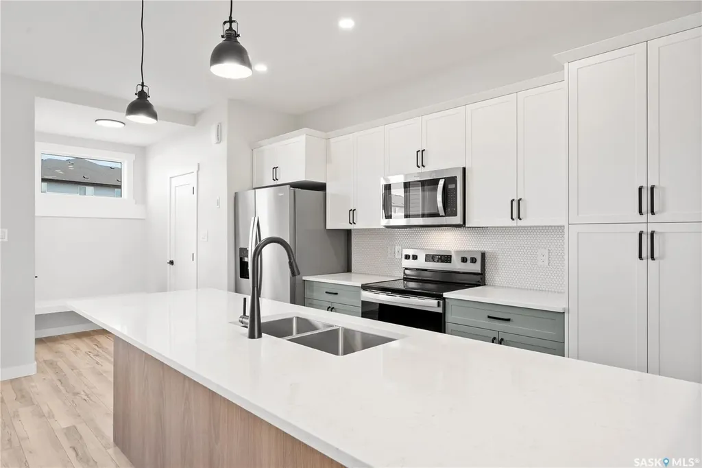 7720 Mapleford Boulevard Regina SK S4Y 0H2