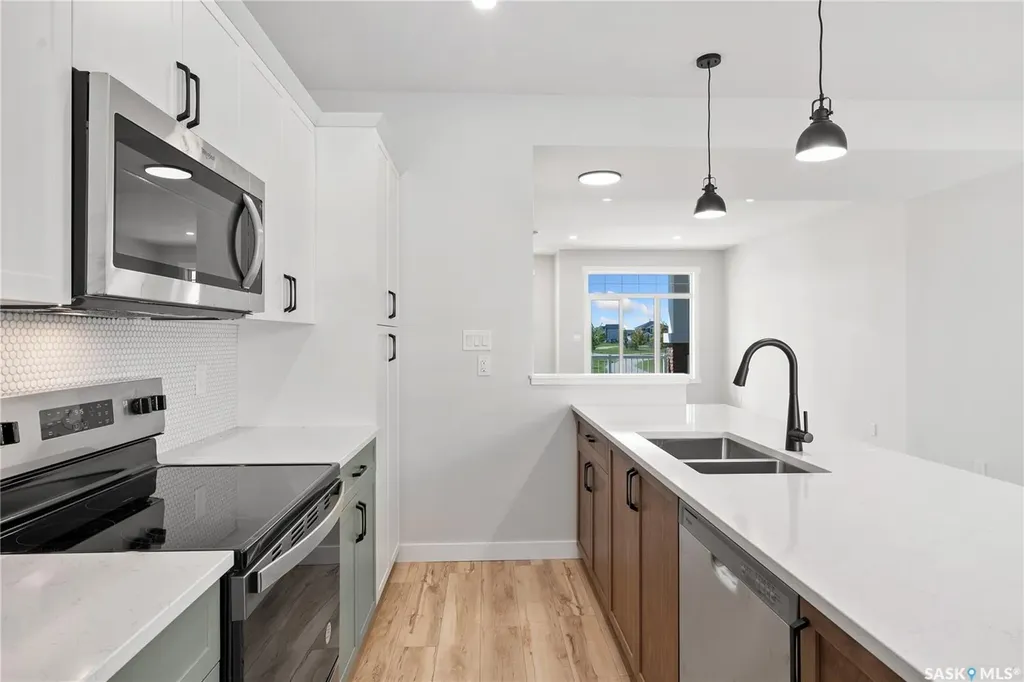 7710 Mapleford Boulevard Regina SK S4Y 0H2