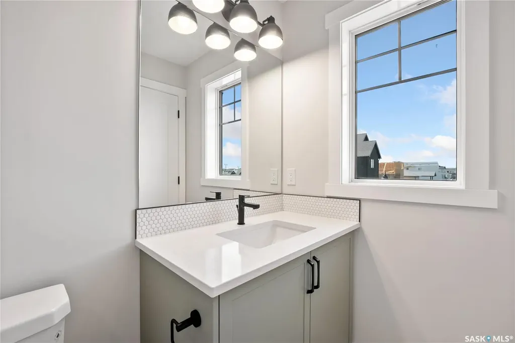 7710 Mapleford Boulevard Regina SK S4Y 0H2