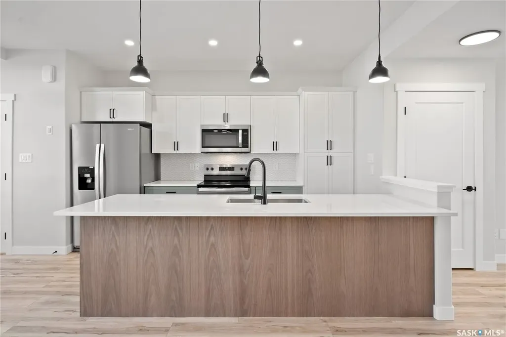 7710 Mapleford Boulevard Regina SK S4Y 0H2