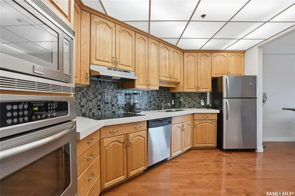 303 5th Avenue Saskatoon SK S7K 2P6