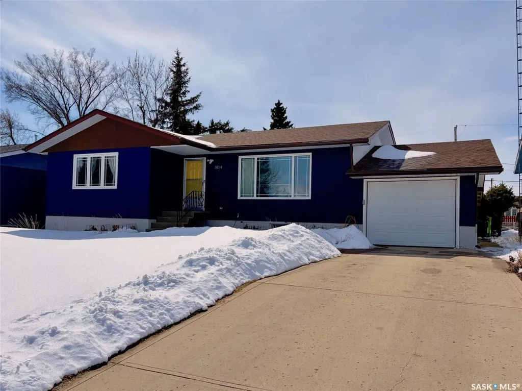 804 Pitt Street Indian Head SK S0G 2K0
