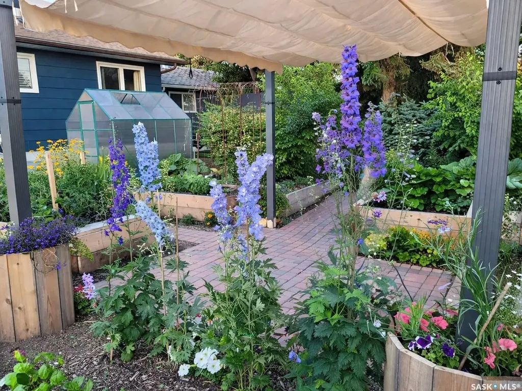 804 Pitt Street Indian Head SK S0G 2K0