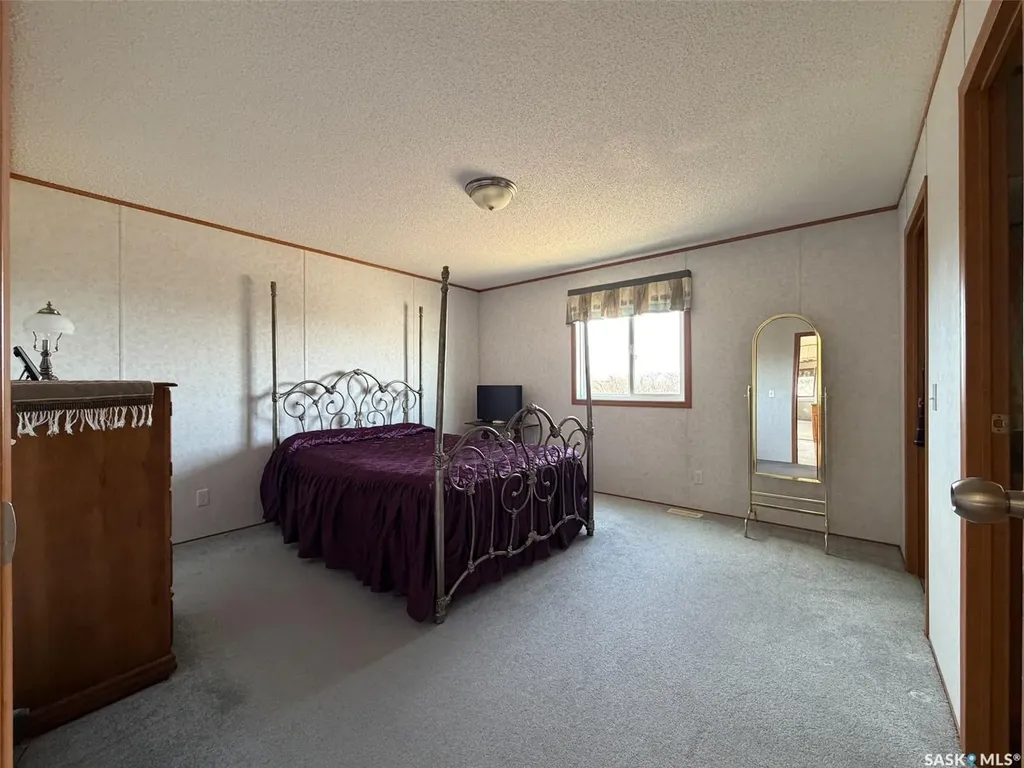 217 2nd Street W Climax SK S0N 0N0