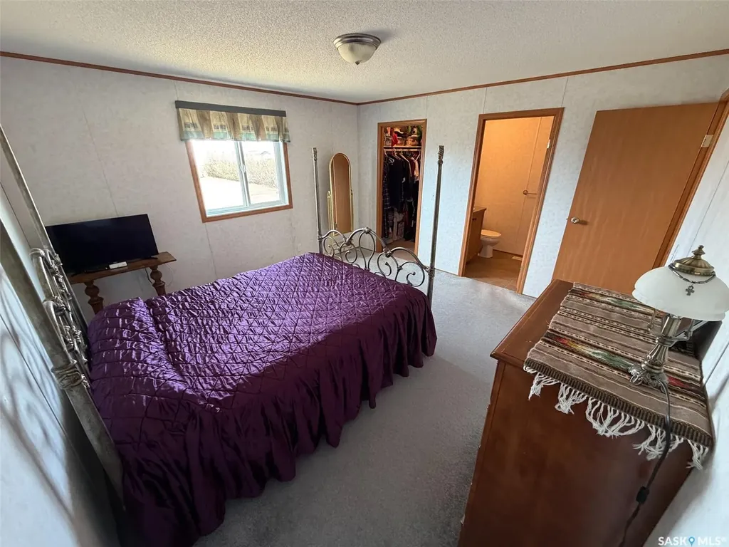 217 2nd Street W Climax SK S0N 0N0