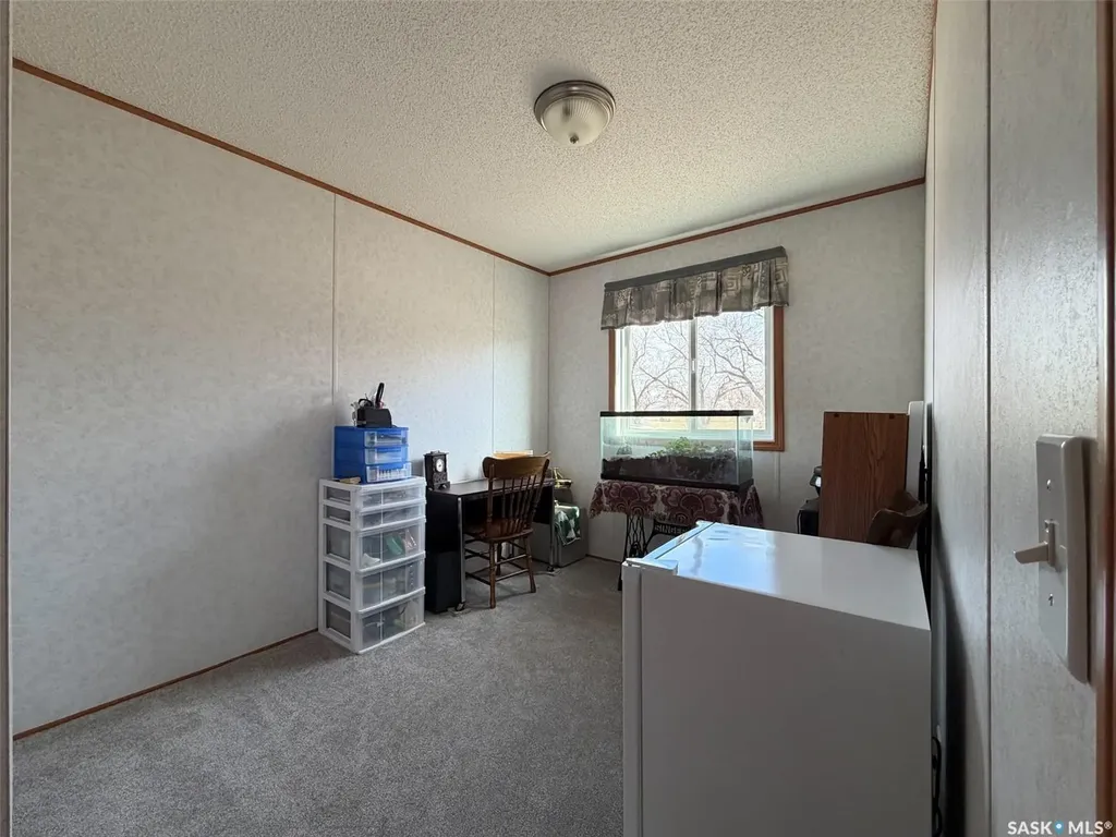 217 2nd Street W Climax SK S0N 0N0