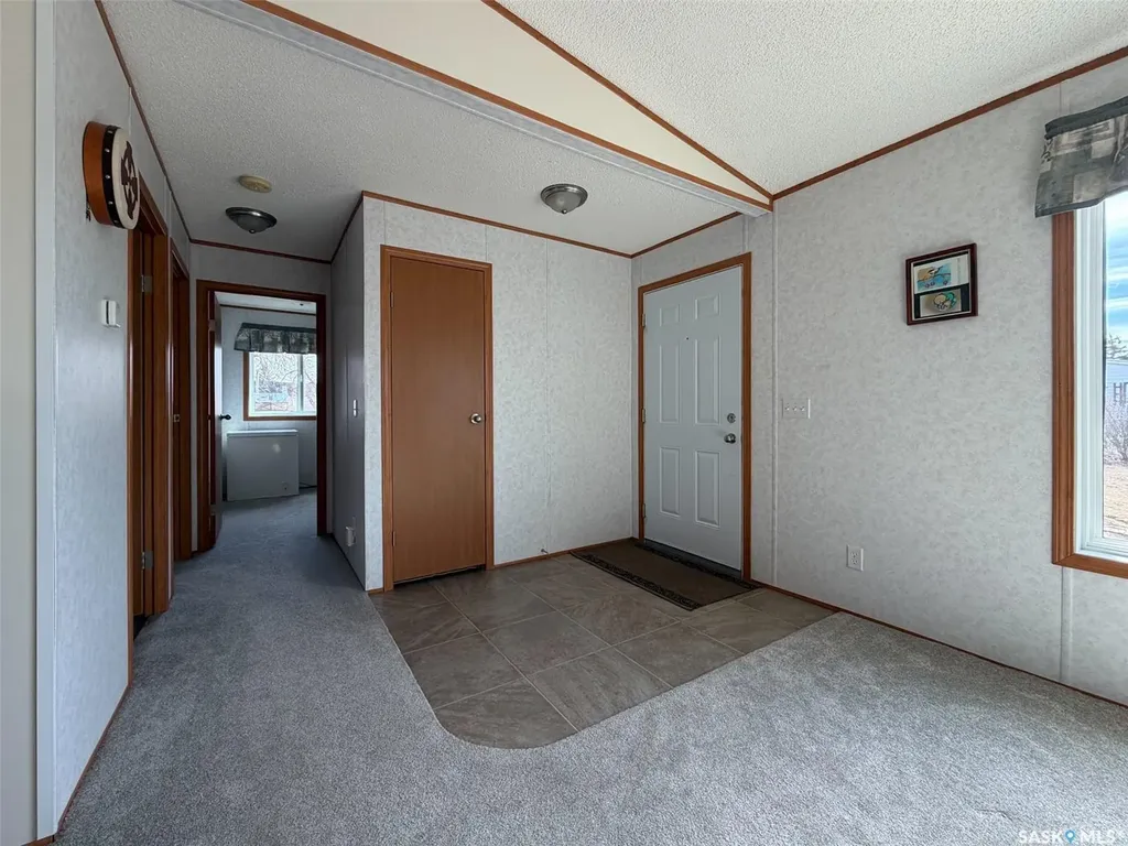 217 2nd Street W Climax SK S0N 0N0
