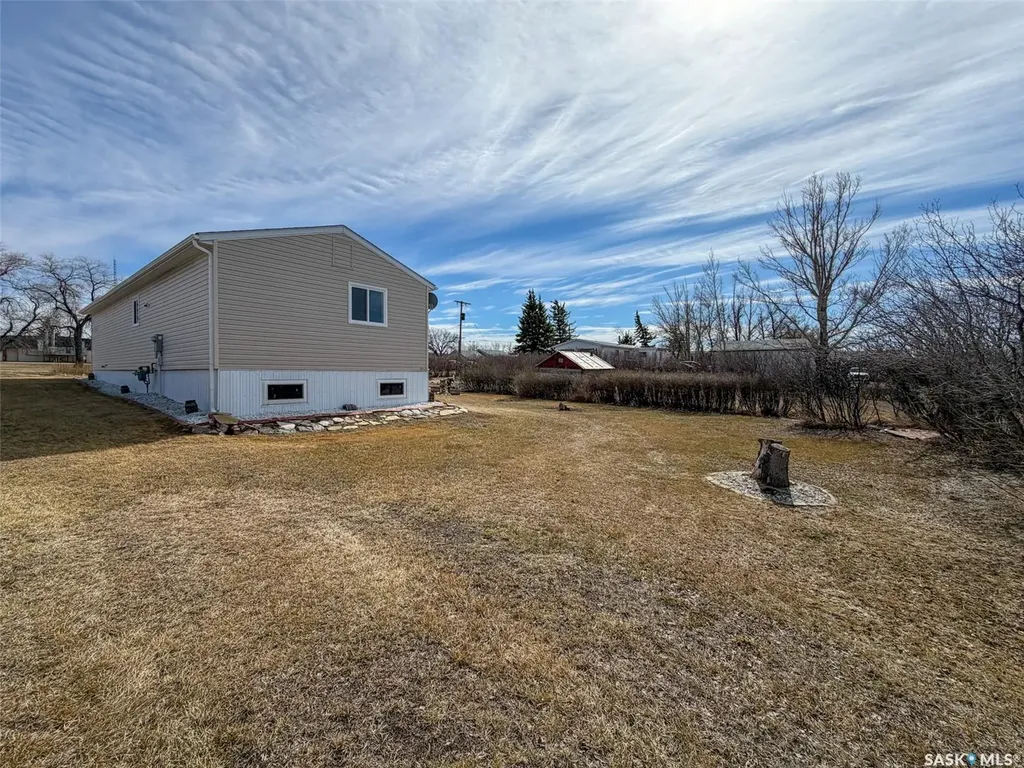 217 2nd Street W Climax SK S0N 0N0