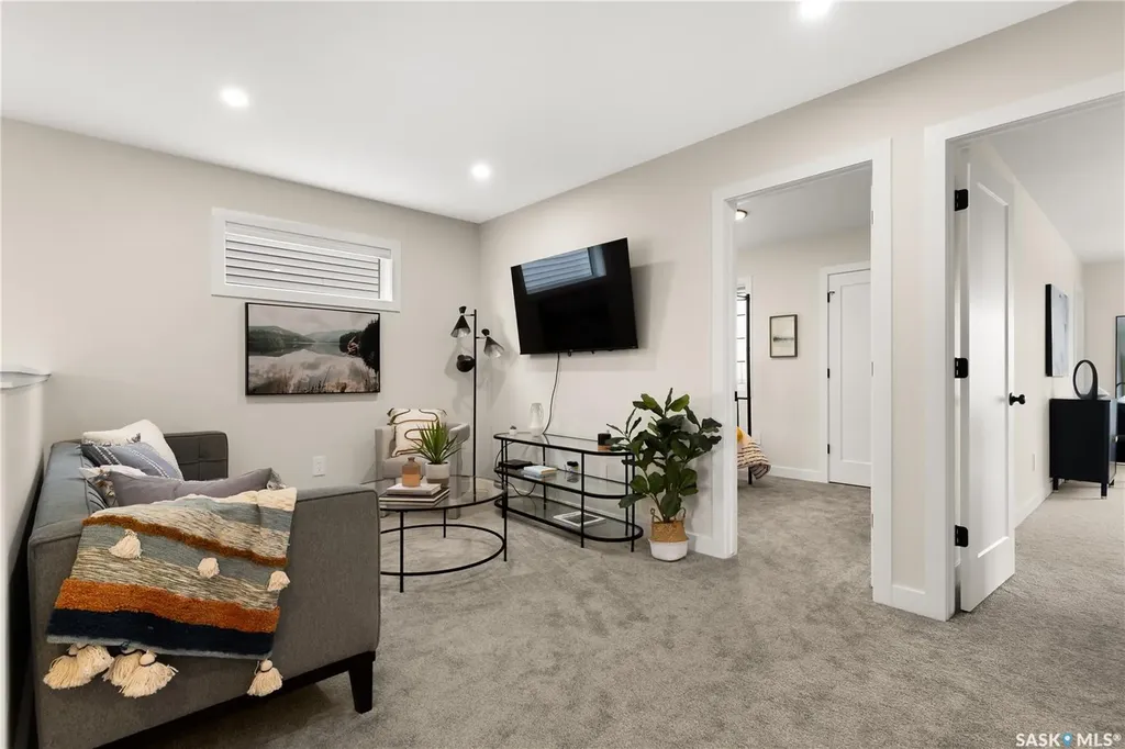 477 Germain Manor Saskatoon SK S7V 0T9
