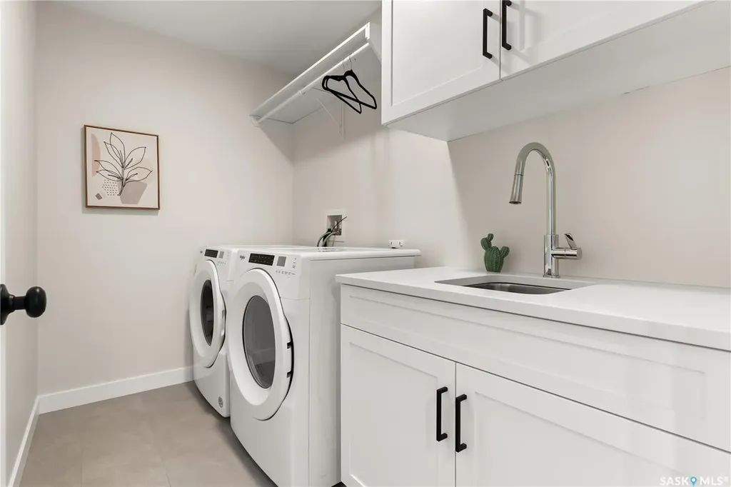477 Germain Manor Saskatoon SK S7V 0T9
