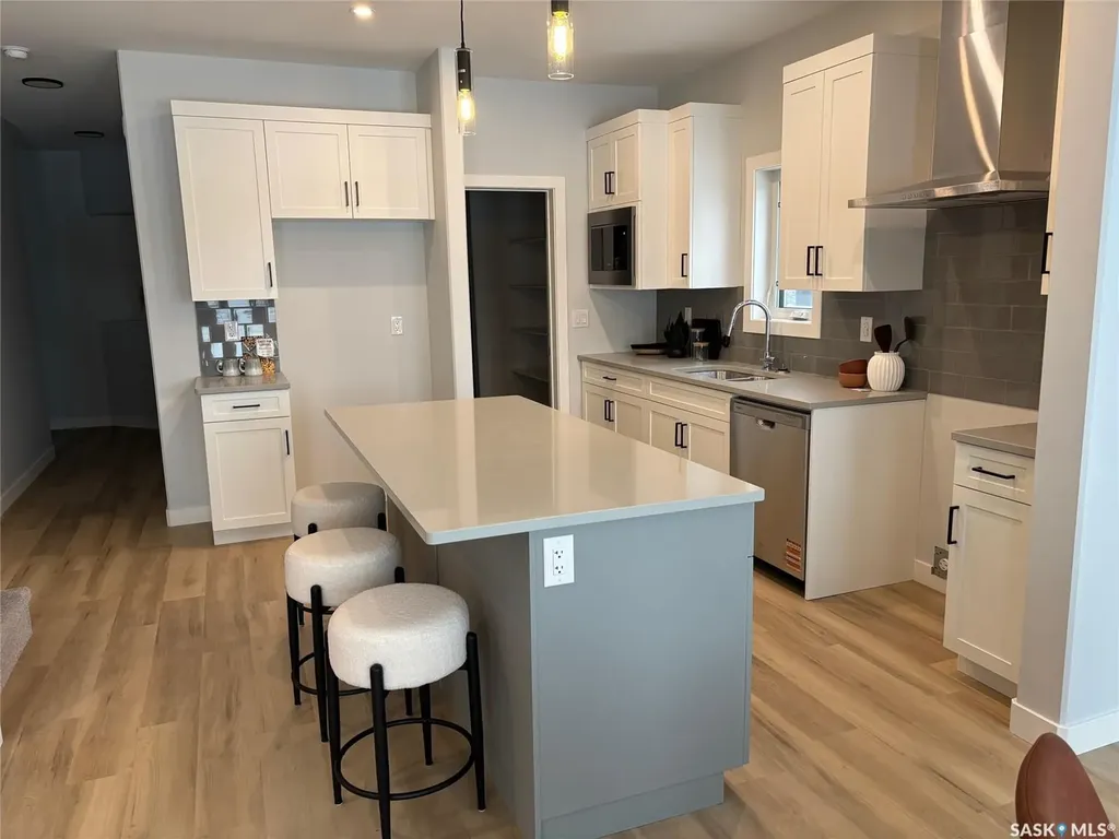 477 Germain Manor Saskatoon SK S7V 0T9