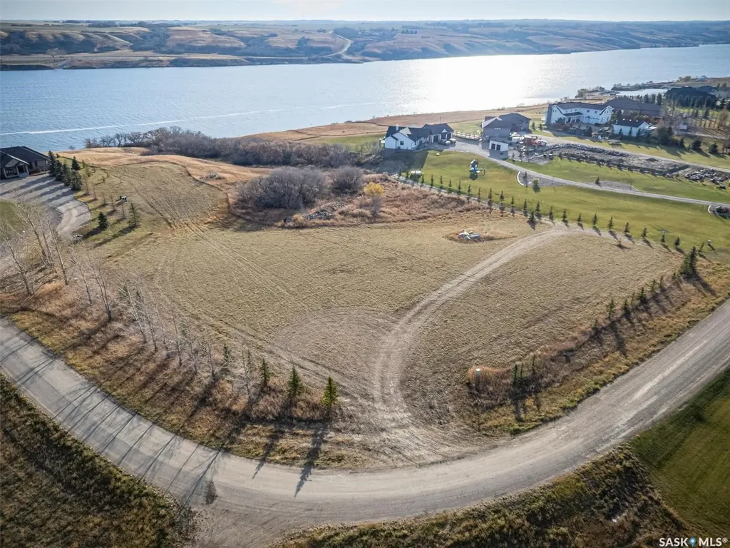 29 Sunrise Drive N Dundurn Rm No. 314 SK S7C 0A6