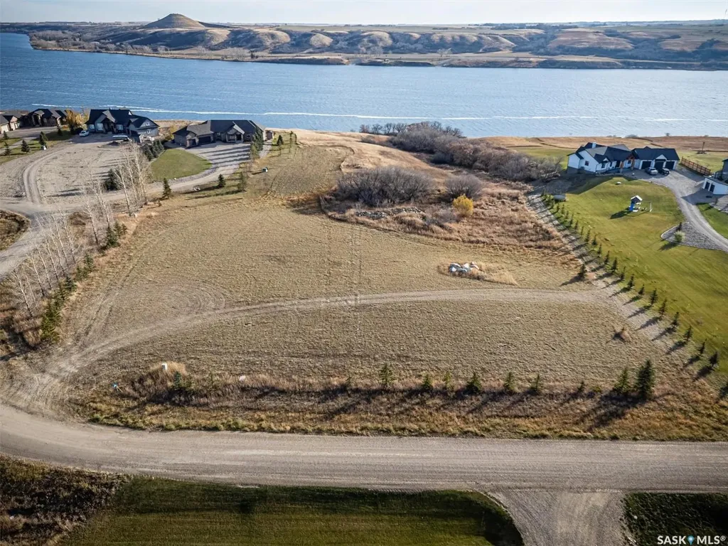 29 Sunrise Drive N Dundurn Rm No. 314 SK S7C 0A6