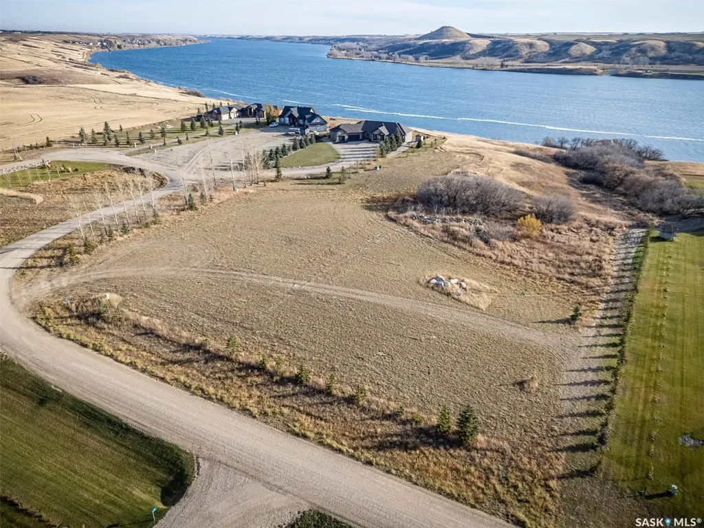 29 Sunrise Drive N Dundurn Rm No. 314 SK S7C 0A6