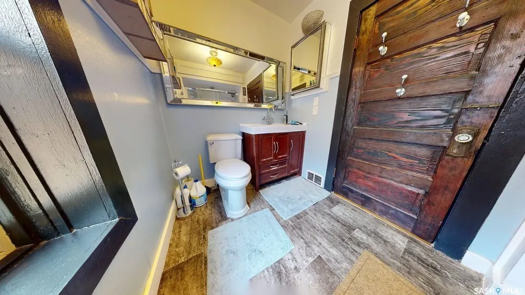 2161 Cameron Street Regina SK S4T 2V7