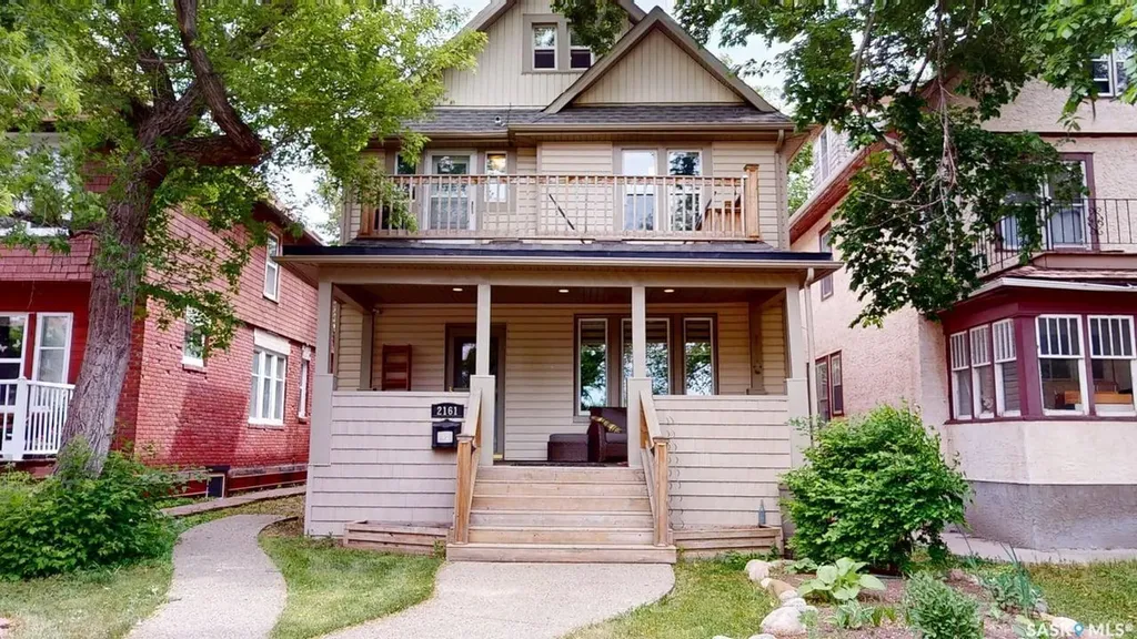 2161 Cameron Street Regina SK S4T 2V7