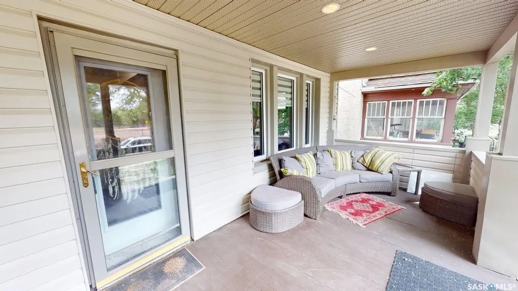 2161 Cameron Street Regina SK S4T 2V7