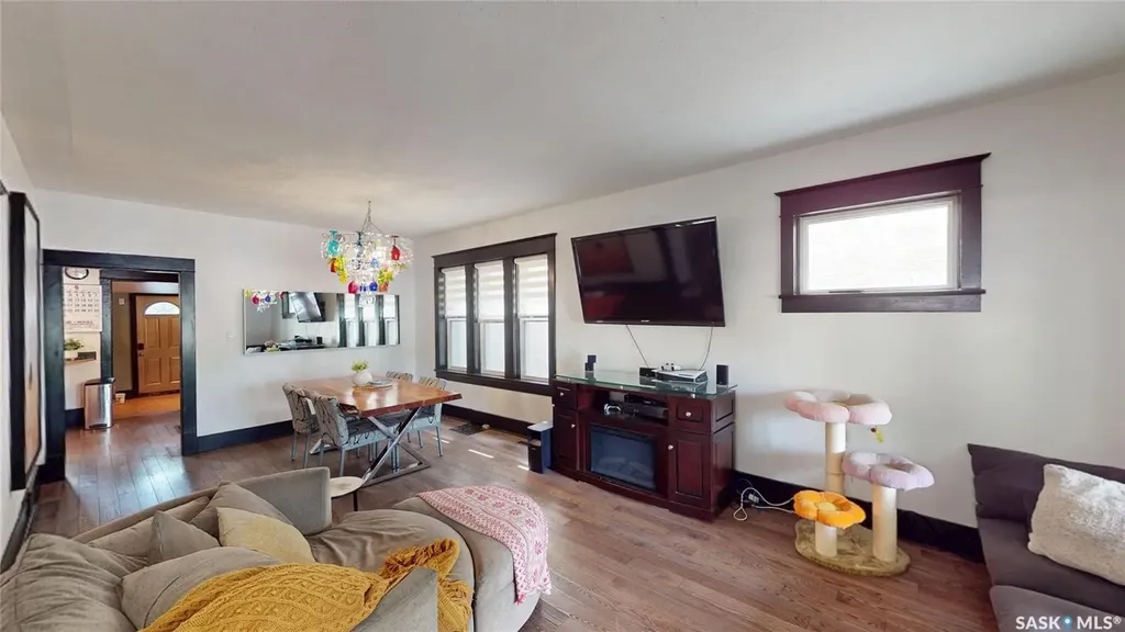 2161 Cameron Street Regina SK S4T 2V7