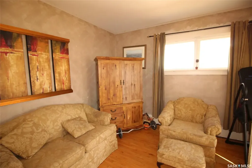 663 2nd Street E Shaunavon SK S0N 2M0