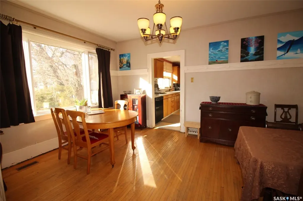 663 2nd Street E Shaunavon SK S0N 2M0