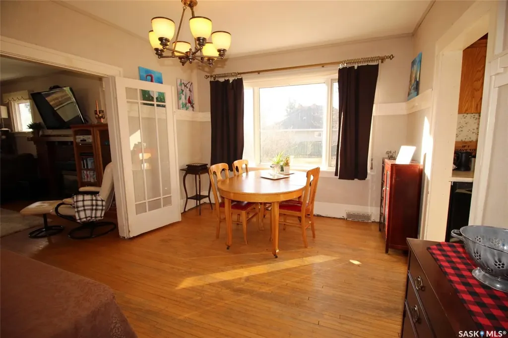 663 2nd Street E Shaunavon SK S0N 2M0