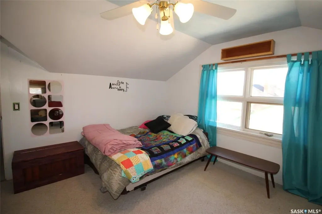 663 2nd Street E Shaunavon SK S0N 2M0