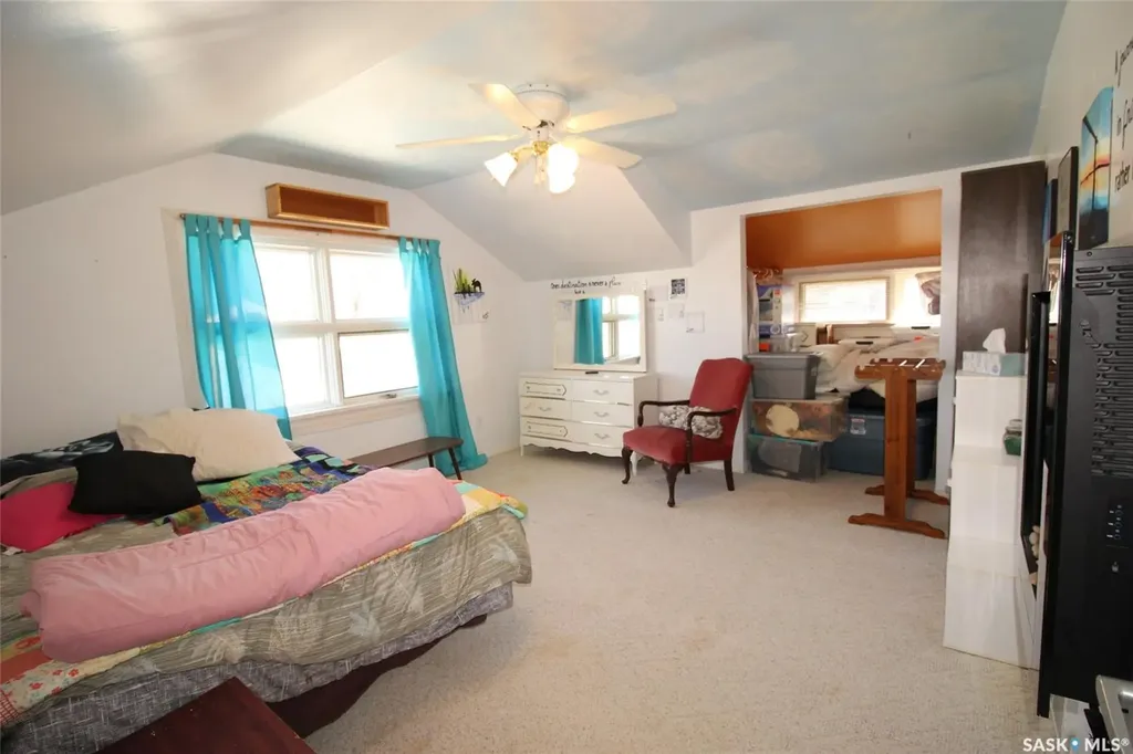 663 2nd Street E Shaunavon SK S0N 2M0
