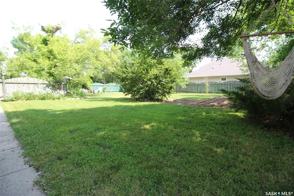 663 2nd Street E Shaunavon SK S0N 2M0
