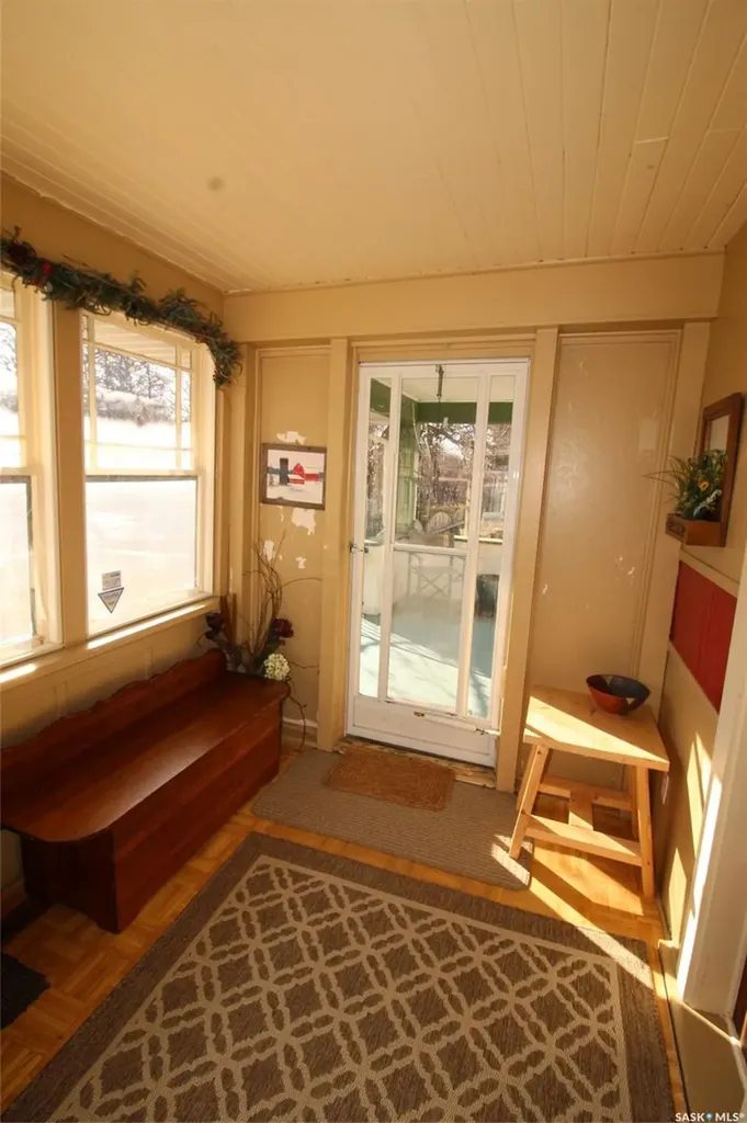 663 2nd Street E Shaunavon SK S0N 2M0