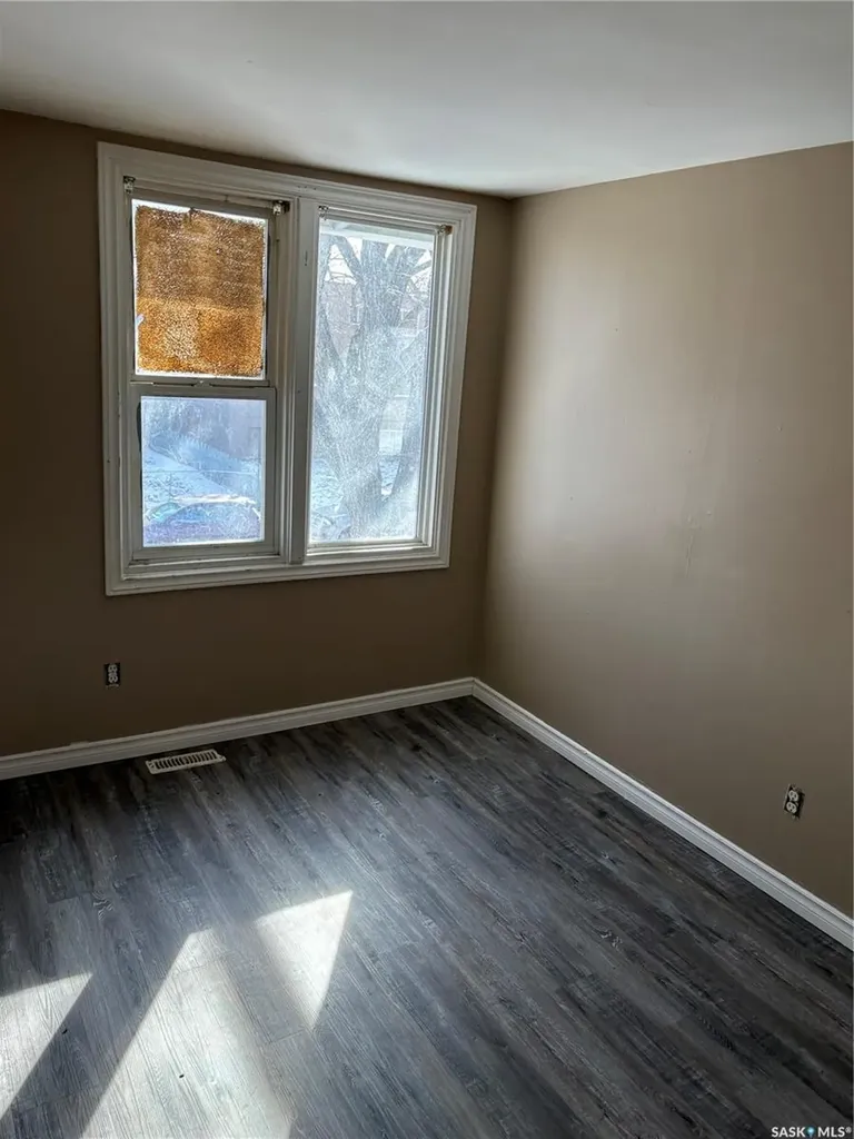 1212-1216 Rae Street Regina SK S4T 2C2
