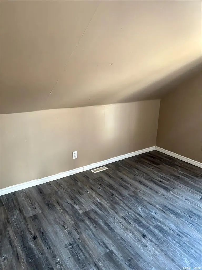 1212-1216 Rae Street Regina SK S4T 2C2