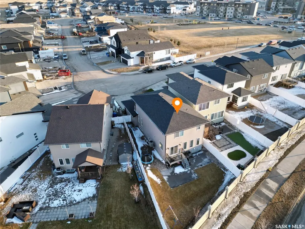 5144 Green Crescent E Regina SK S4V 3S9