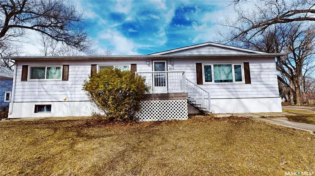 401 Walsh Street Maple Creek SK S0N 1N0
