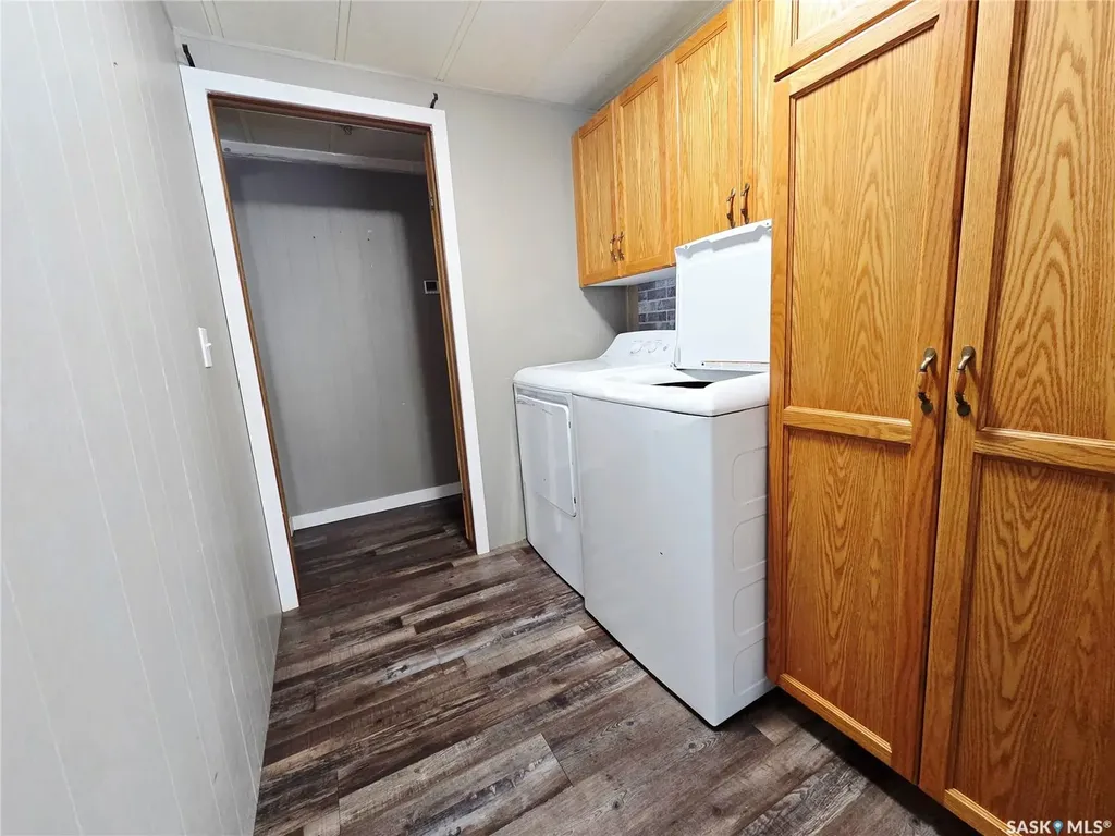 401 Walsh Street Maple Creek SK S0N 1N0