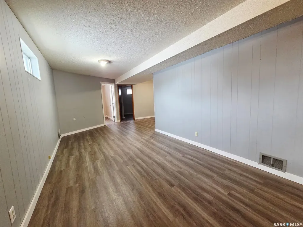 401 Walsh Street Maple Creek SK S0N 1N0