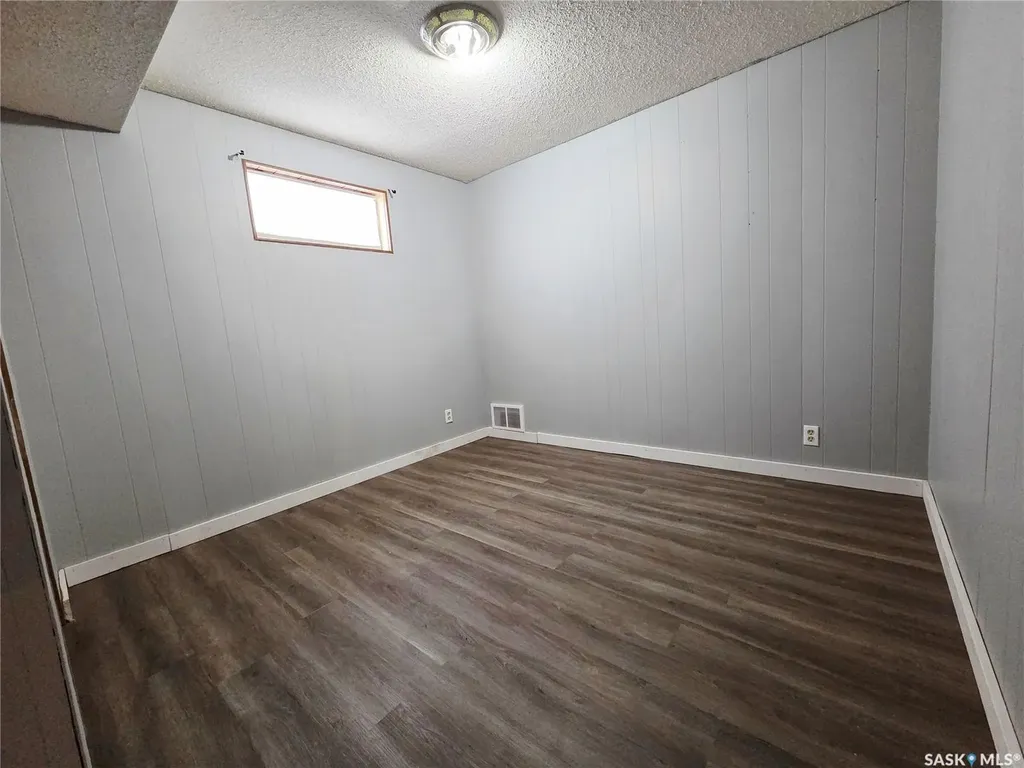 401 Walsh Street Maple Creek SK S0N 1N0
