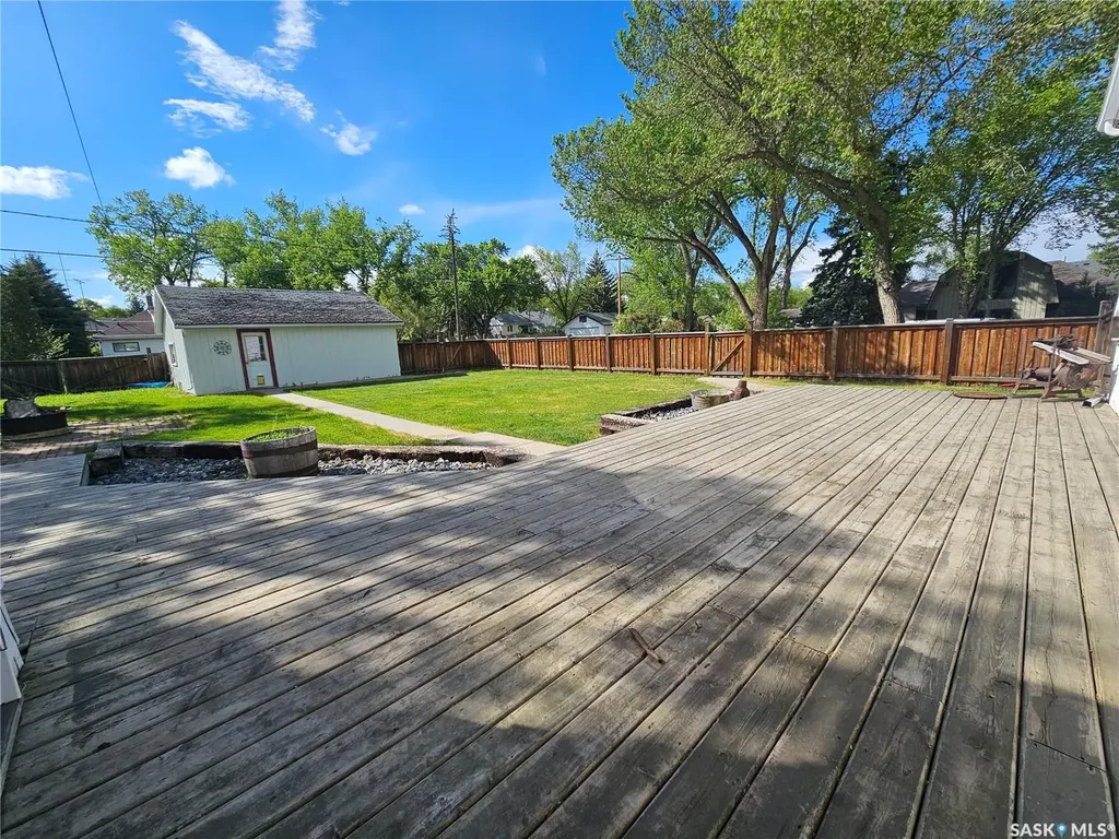 401 Walsh Street Maple Creek SK S0N 1N0