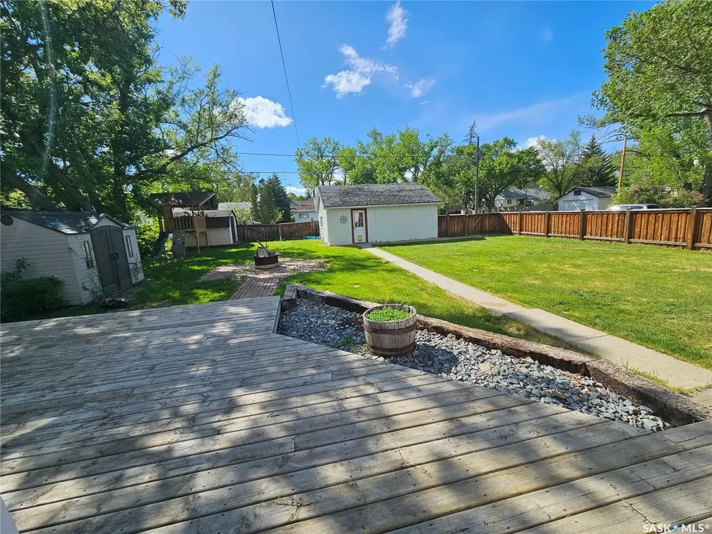 401 Walsh Street Maple Creek SK S0N 1N0