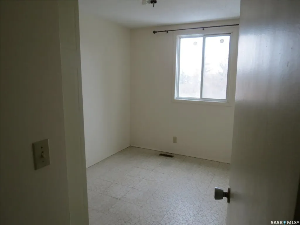 3926 Castle Road Regina SK S4S 6A4