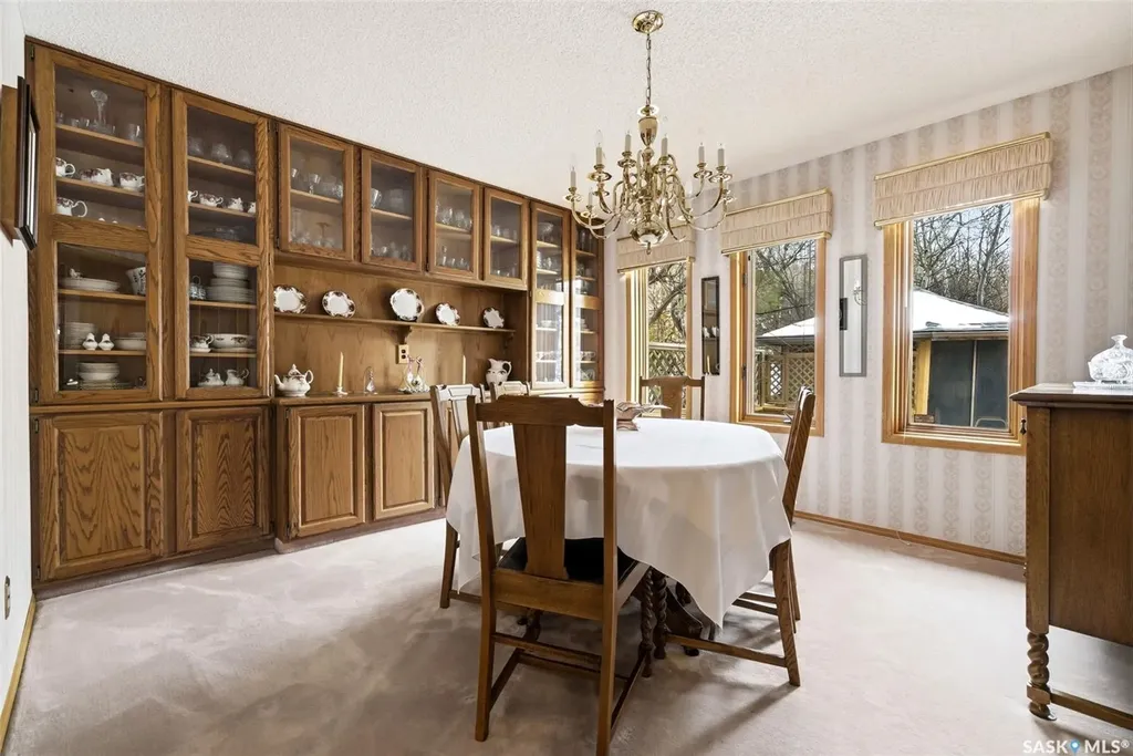 250 Prospect Crescent Lumsden SK S0G 3C0