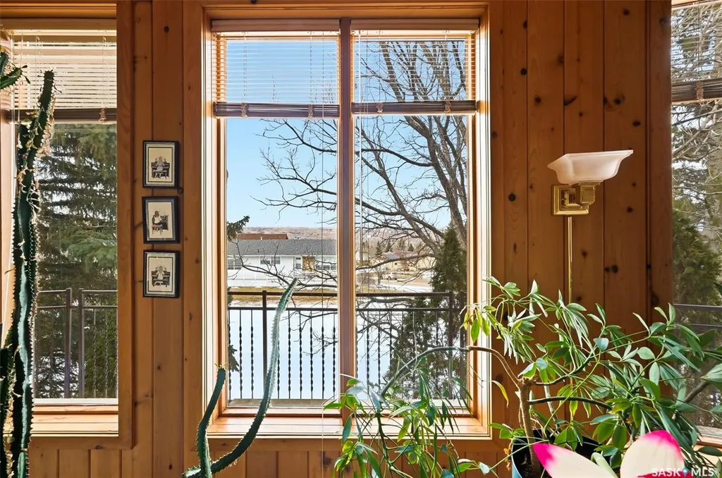 250 Prospect Crescent Lumsden SK S0G 3C0