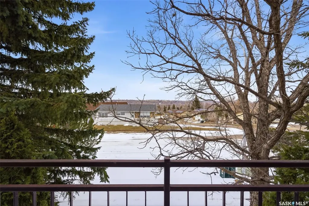250 Prospect Crescent Lumsden SK S0G 3C0