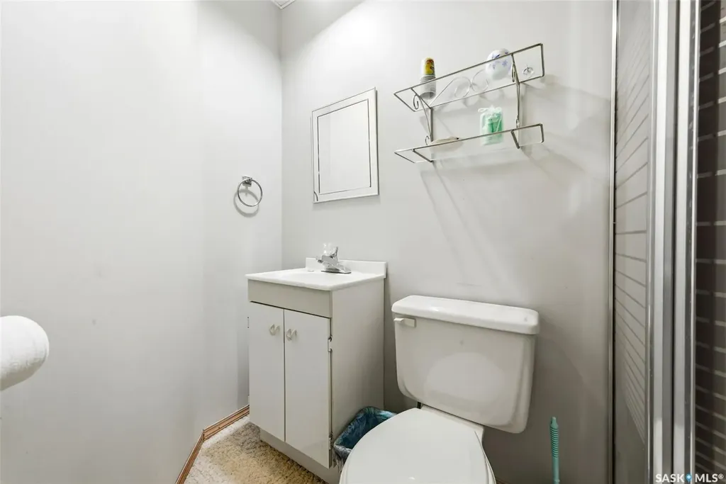 250 Prospect Crescent Lumsden SK S0G 3C0