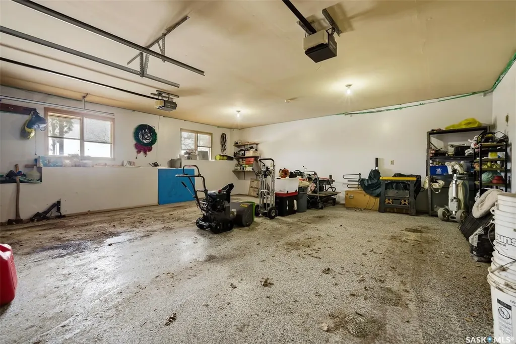 250 Prospect Crescent Lumsden SK S0G 3C0