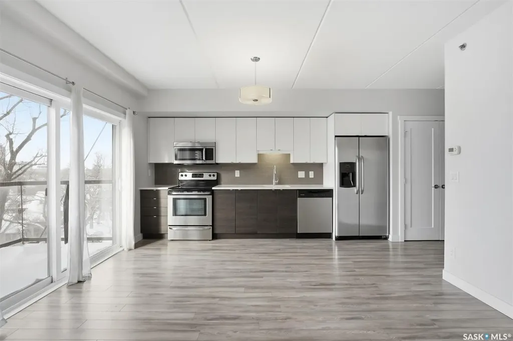 550 4th Avenue N Saskatoon SK S7K 2M7