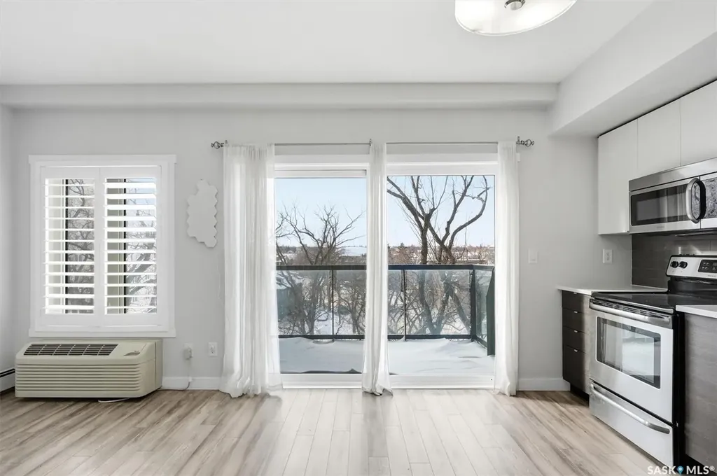 550 4th Avenue N Saskatoon SK S7K 2M7